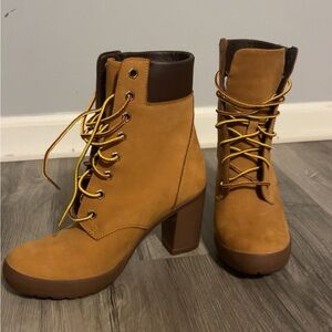 Timberland Brown Lace-Up Heel Boots